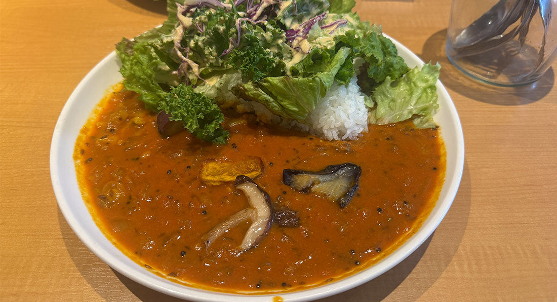 A Local Lunch Spot in Ryogoku ❘ Delicious Curry Just Across from MERI