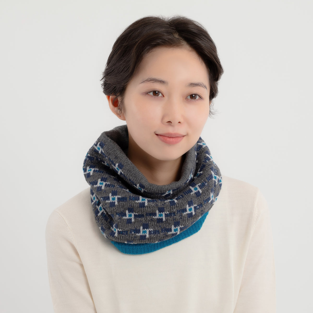 Tuuli Reversible Snood 【Navy】